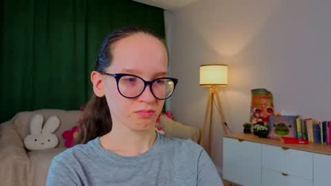 Sara online show from July 22, 4:31 pm