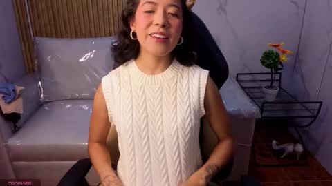 lynn_turner_ online show from February 4, 1:15 pm