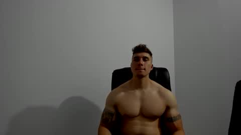 Lyonel online show from December 3, 11:59 pm