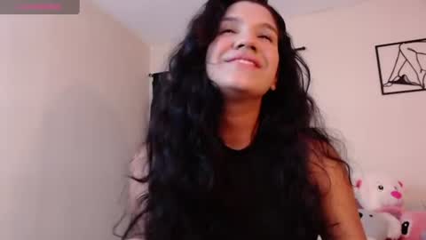 Lyria Diamond online show from June 12, 12:31 am