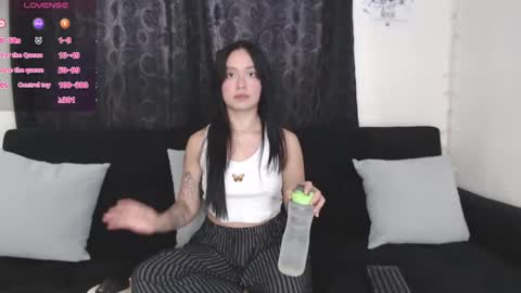 lyshana online show from March 7, 11:40 am