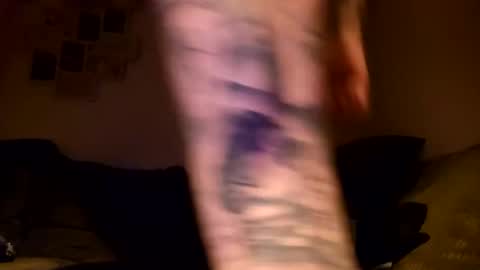 Snapshot of m1guele chatting on February 15, 2:37 am Fucklover online show from February 15, 2:37 am