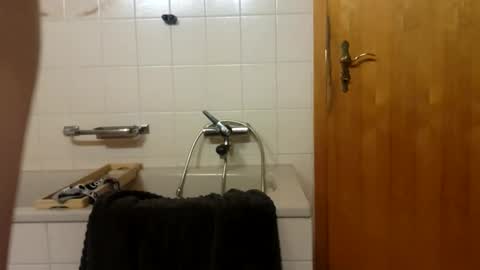 Snapshot of m1guele chatting on September 26, 11:57 pm Fucklover online show from September 26, 11:57 pm