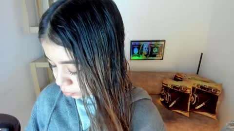 Mila online show from February 19, 2:11 pm