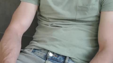 m4dh4tter24 online show from May 1, 4:56 pm