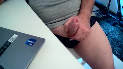 m_daan1969 online show from September 8, 2:27 pm