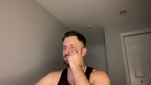 m_stephen online show from August 6, 11:03 pm