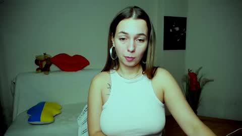 Vikki online show from November 20, 7:55 pm