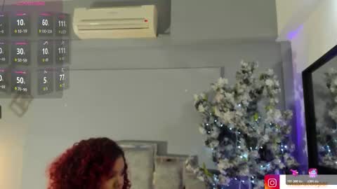 Snapshot of maaracooper chatting on October 19, 3:33 am Maraacooper online show from October 19, 3:33 am