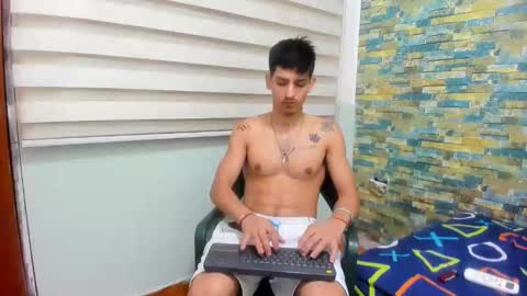 Snapshot of maaster420 chatting on February 10, 1:11 pm itgram pezlo josue online show from February 10, 1:11 pm