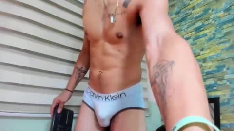 Snapshot of maaster420 chatting on February 15, 2:44 pm itgram pezlo josue online show from February 15, 2:44 pm