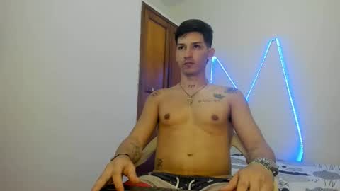 Snapshot of maaster420 chatting on October 28, 2:29 pm itgram pezlo josue online show from October 28, 2:29 pm