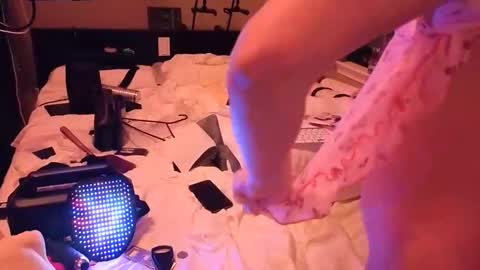 mac1119 online show from November 12, 4:48 am