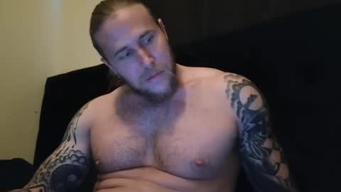 Snapshot of mac_drew chatting on January 2, 9:50 pm mac_drew online show from January 2, 9:50 pm