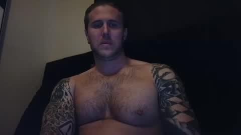 Snapshot of mac_drew chatting on January 20, 11:32 pm mac_drew online show from January 20, 11:32 pm