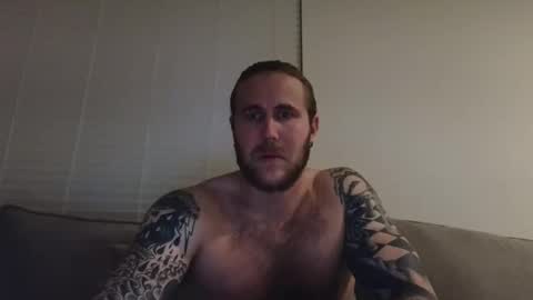 Snapshot of mac_drew chatting on February 17, 2:09 am mac_drew online show from February 17, 2:09 am