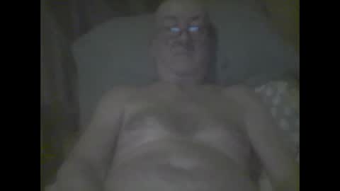 Snapshot of macbewdekan25 chatting on February 9, 12:41 pm macbewdekan25 online show from February 9, 12:41 pm