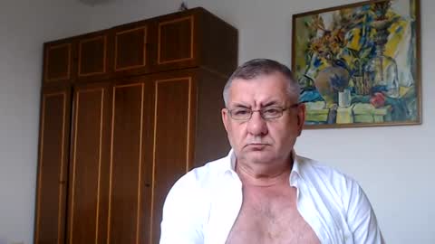 Macho online show from July 2, 3:50 pm