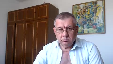 Macho online show from June 24, 12:23 pm