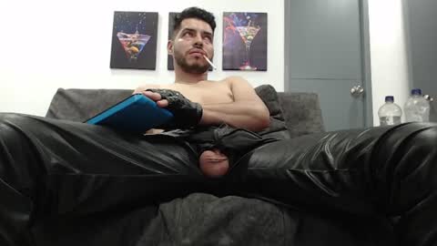 instagram mackdanielsx online show from June 18, 10:48 pm