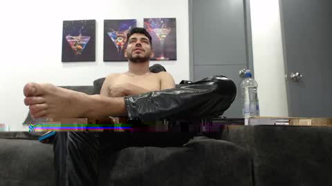 instagram mackdanielsx online show from April 27, 9:45 pm