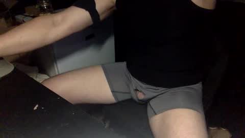 MacLowe online show from November 19, 7:18 am