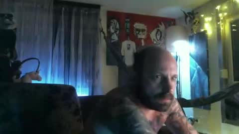 Manuel online show from February 27, 11:48 pm