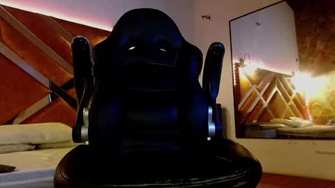 madame ibby online show from November 13, 1:36 pm