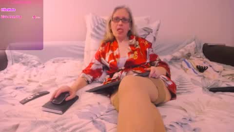 MadameSquirtTatti online show from April 22, 8:05 pm