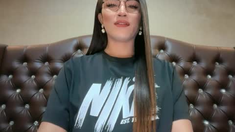 Alison Kloss online show from June 21, 11:33 pm
