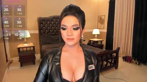 Alison Kloss online show from February 19, 2:33 am