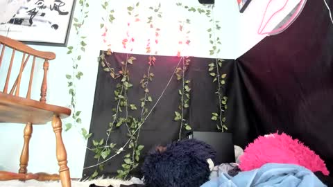 Snapshot of maddi_avalon chatting on February 26, 6:59 pm Maddi Avalon online show from February 26, 6:59 pm