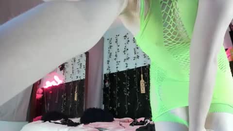 Snapshot of maddi_avalon chatting on October 20, 4:06 am Maddi Avalon online show from October 20, 4:06 am