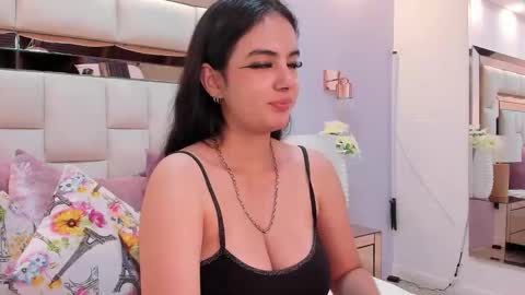 Maddie Grey online show from November 27, 6:26 pm