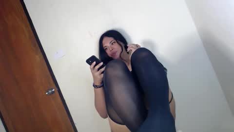 Im ZY DONT FORGET TO FOLLOW ME - online show from February 13, 10:46 pm