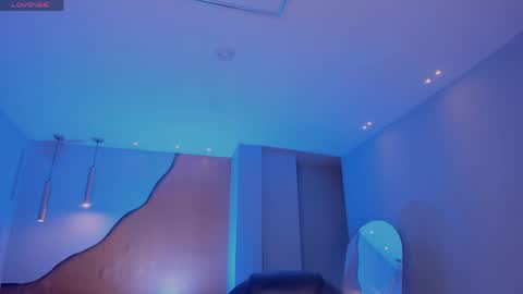 Maddison online show from April 28, 7:40 pm