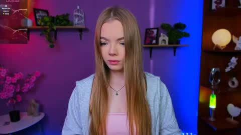 maddy moah online show from April 29, 5:23 am