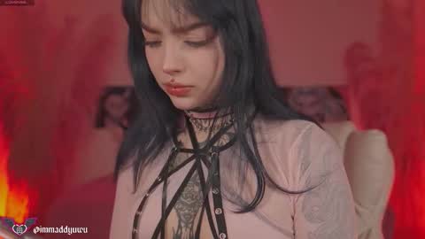 maddy_uwu online show from March 15, 6:40 am