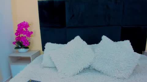  Maddy Crofft online show from October 11, 12:10 pm