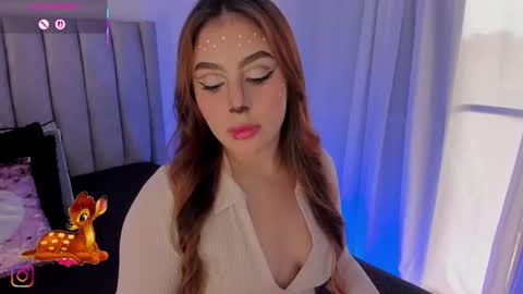 Snapshot of maddylennon chatting on October 20, 9:20 pm Lina  online show from October 20, 9:20 pm