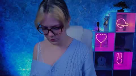 Madeline online show from March 15, 9:35 am