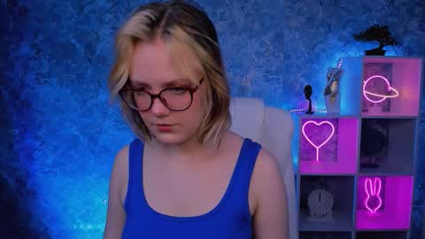 Madeline online show from March 14, 5:33 am