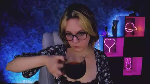 Madeline online show from March 6, 8:57 am