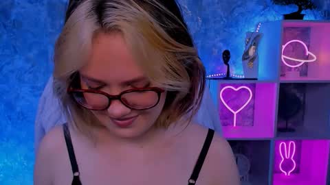 Madeline online show from March 21, 8:13 pm