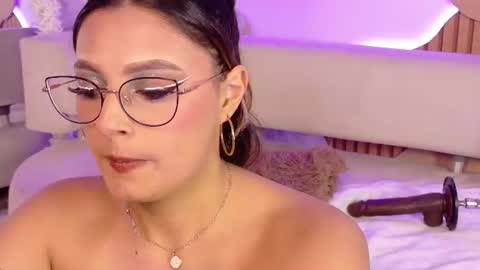    online show from July 4, 3:43 am