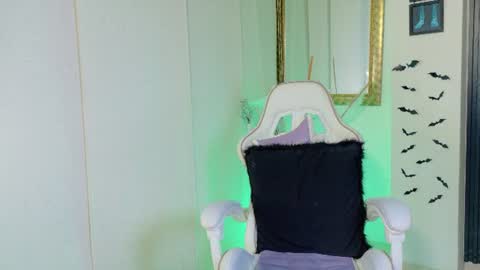 madison_jacksonn online show from July 2, 9:20 pm