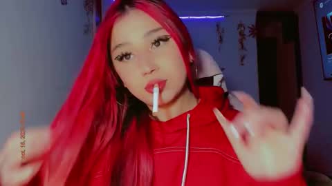 Snapshot of madison_x17 chatting on October 17, 1:42 am madso x17 online show from October 17, 1:42 am