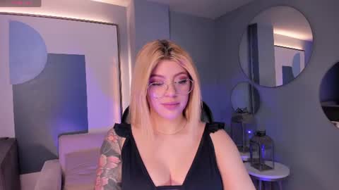 Madison Kane online show from June 21, 11:27 am