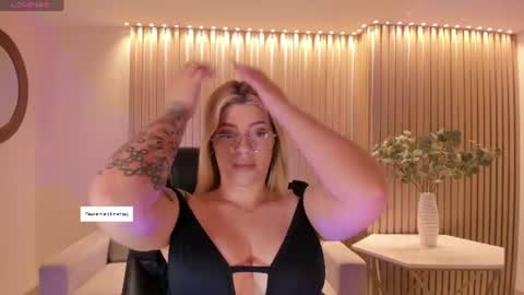 Madison Kane online show from June 15, 11:02 am