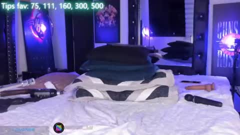 Madisson online show from August 7, 1:48 am